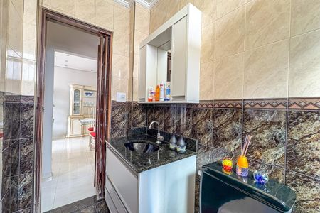 Apartamento à venda com 69m², 2 quartos e 1 vaga Apartamento à venda com 69m², 2 quartos e 1 vagaBanheiro Social