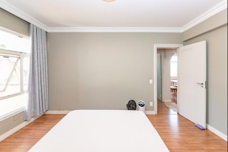 Apartamento à venda com 70m², 2 quartos e 1 vaga Apartamento à venda com 70m², 2 quartos e 1 vagaQuarto 1