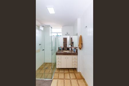 Apartamento à venda com 70m², 2 quartos e 1 vaga Apartamento à venda com 70m², 2 quartos e 1 vagaBanheiro Social