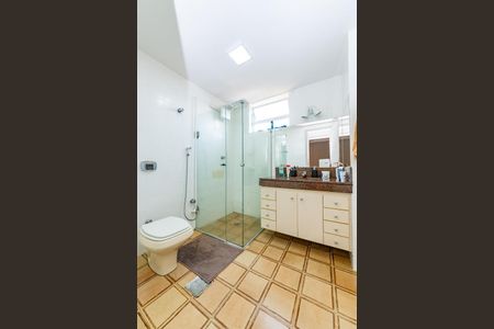 Apartamento à venda com 70m², 2 quartos e 1 vaga Apartamento à venda com 70m², 2 quartos e 1 vagaBanheiro Social