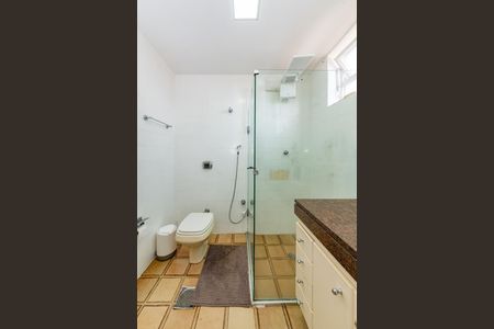 Apartamento à venda com 70m², 2 quartos e 1 vaga Apartamento à venda com 70m², 2 quartos e 1 vagaBanheiro Social