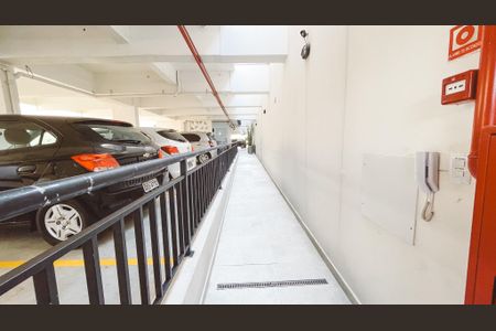 Apartamento à venda com 38m², 2 quartos e sem vaga Apartamento à venda com 38m², 2 quartos e sem vagaEntrada