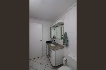 Apartamento à venda com 133m², 3 quartos e 3 vagasBanheiro da Suíte 1