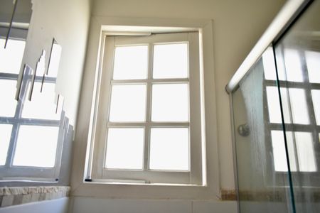 Casa à venda com 350m², 3 quartos e 2 vagas Casa à venda com 350m², 3 quartos e 2 vagasBanheiro Social 2