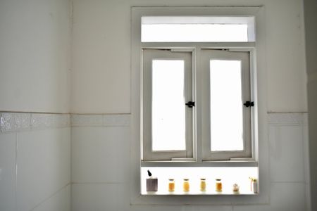 Casa à venda com 350m², 3 quartos e 2 vagas Casa à venda com 350m², 3 quartos e 2 vagasLavabo