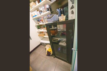 Apartamento à venda com 575m², 4 quartos e 4 vagas Apartamento à venda com 575m², 4 quartos e 4 vagasDespensa