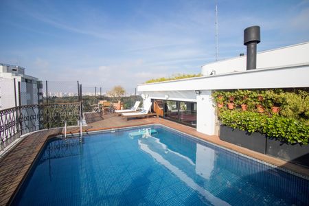 Apartamento à venda com 575m², 4 quartos e 4 vagas Apartamento à venda com 575m², 4 quartos e 4 vagasCobertura