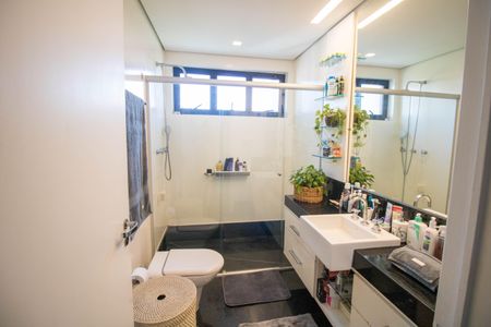 Apartamento à venda com 575m², 4 quartos e 4 vagas Apartamento à venda com 575m², 4 quartos e 4 vagasBanheiro do Quarto 3
