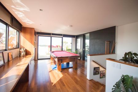 Apartamento à venda com 575m², 4 quartos e 4 vagas Apartamento à venda com 575m², 4 quartos e 4 vagasCobertura