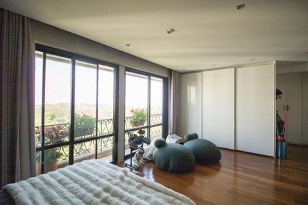 Apartamento à venda com 575m², 4 quartos e 4 vagas Apartamento à venda com 575m², 4 quartos e 4 vagasQuarto 3