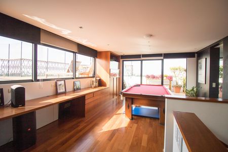 Apartamento à venda com 575m², 4 quartos e 4 vagas Apartamento à venda com 575m², 4 quartos e 4 vagasCobertura