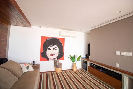 Apartamento à venda com 575m², 4 quartos e 4 vagas Apartamento à venda com 575m², 4 quartos e 4 vagasCobertura