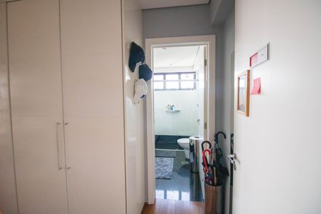 Apartamento à venda com 575m², 4 quartos e 4 vagas Apartamento à venda com 575m², 4 quartos e 4 vagasCorredor