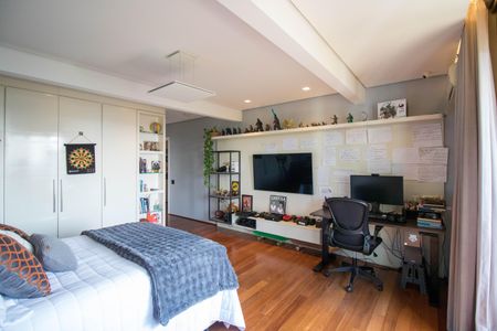 Apartamento à venda com 575m², 4 quartos e 4 vagas Apartamento à venda com 575m², 4 quartos e 4 vagasQuarto 2