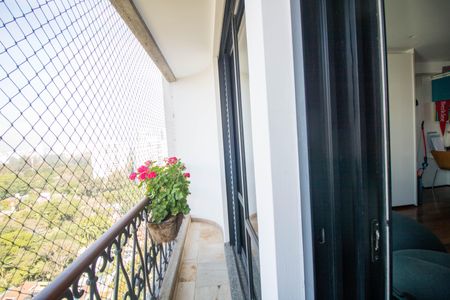 Apartamento à venda com 575m², 4 quartos e 4 vagas Apartamento à venda com 575m², 4 quartos e 4 vagasVaranda do Quarto 3