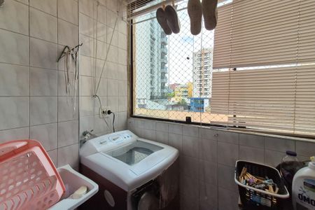 Apartamento à venda com 78m², 3 quartos e 2 vagas Apartamento à venda com 78m², 3 quartos e 2 vagasÁrea de Serviço