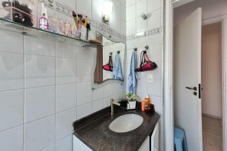 Apartamento à venda com 78m², 3 quartos e 2 vagas Apartamento à venda com 78m², 3 quartos e 2 vagasBanheiro da Suíte