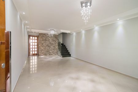 Casa à venda com 133m², 3 quartos e 3 vagasSala