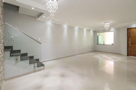 Casa à venda com 133m², 3 quartos e 3 vagasSala