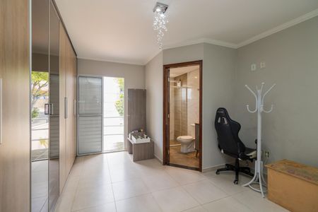 Casa à venda com 133m², 3 quartos e 3 vagasSuíte