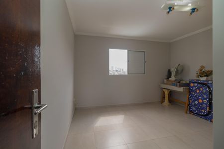 Casa à venda com 133m², 3 quartos e 3 vagasQuarto 2