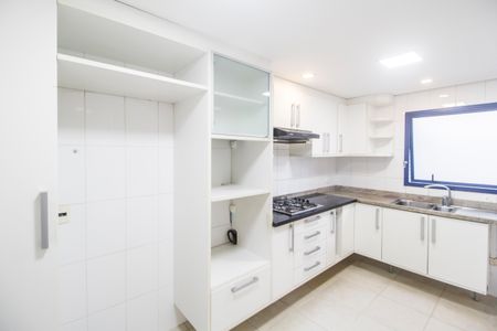 Casa de condomínio à venda com 180m², 3 quartos e 2 vagasCozinha