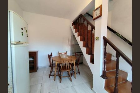 Casa à venda com 200m², 3 quartos e 2 vagas