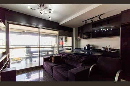 Apartamento à venda com 2 quartos, 69m² em Vila Romana, São Paulo