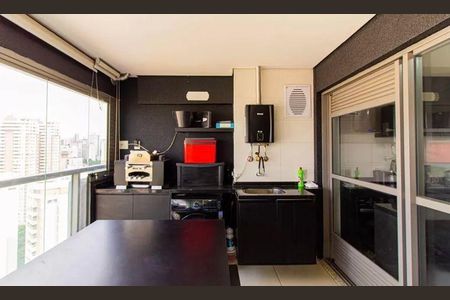 Apartamento à venda com 2 quartos, 69m² em Vila Romana, São Paulo