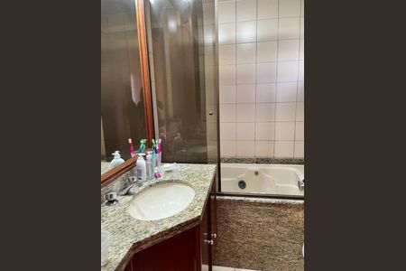 Apartamento à venda com 100m², 3 quartos e 3 vagas