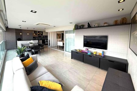 Apartamento à venda com 3 quartos, 220m² em Santa Teresinha, São Paulo