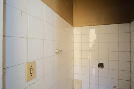 Casa à venda com 130m², 4 quartos e 2 vagasBanheiro de Serviço