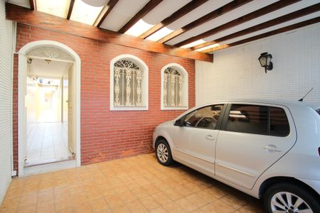 Casa à venda com 130m², 4 quartos e 2 vagasGaragem