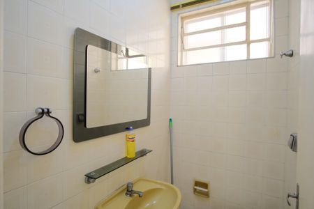 Casa à venda com 130m², 4 quartos e 2 vagasLavabo