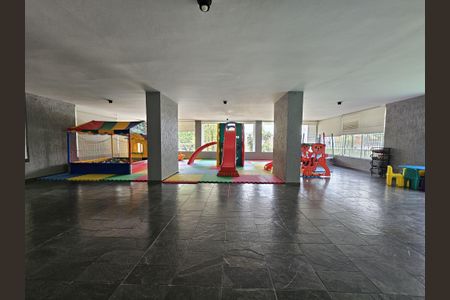 Apartamento à venda com 82m², 2 quartos e 1 vaga Apartamento à venda com 82m², 2 quartos e 1 vagaÁrea comum