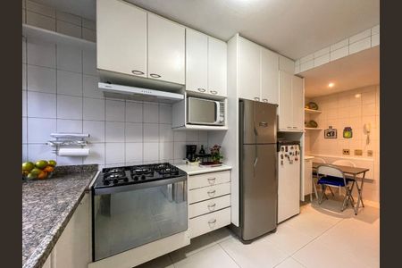 Apartamento à venda com 131m², 4 quartos e 3 vagas Apartamento à venda com 131m², 4 quartos e 3 vagasFoto 18