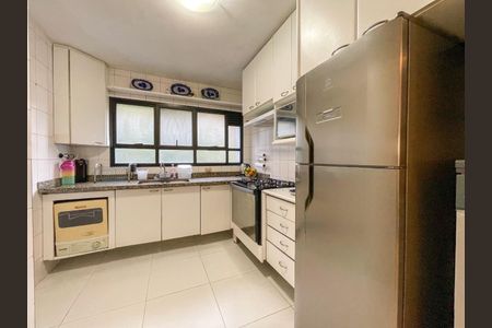 Apartamento à venda com 131m², 4 quartos e 3 vagas Apartamento à venda com 131m², 4 quartos e 3 vagasFoto 17