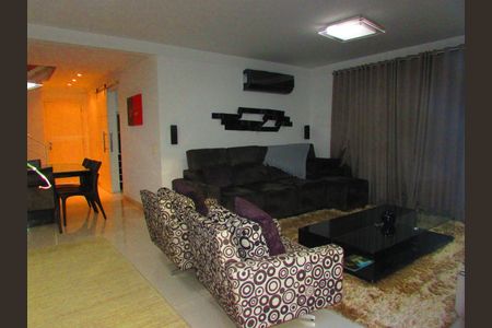 Casa à venda com 4 quartos, 180m² em Dos Casa, São Bernardo do Campo