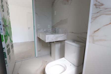 Apartamento à venda com 117m², 2 quartos e 2 vagasBanheiro da Suíte 2