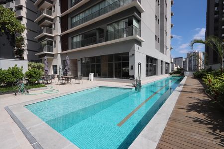 Apartamento à venda com 117m², 2 quartos e 2 vagasÁrea comum - Piscina