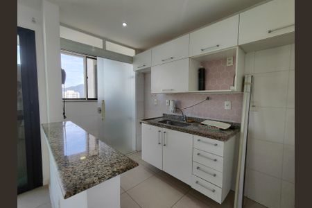 Apartamento para alugar com 75m², 2 quartos e 1 vaga Apartamento para alugar com 75m², 2 quartos e 1 vagaCozinha