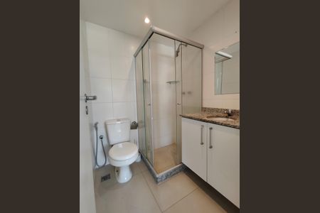 Apartamento para alugar com 75m², 2 quartos e 1 vaga Apartamento para alugar com 75m², 2 quartos e 1 vagaBanheiro Social