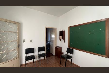 Casa à venda com 80m², 2 quartos e 1 vaga Casa à venda com 80m², 2 quartos e 1 vagaSala
