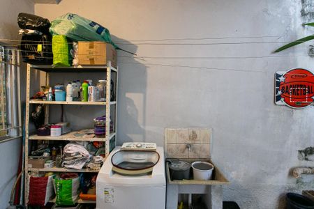 Casa à venda com 210m², 2 quartos e 2 vagas Casa à venda com 210m², 2 quartos e 2 vagasÁrea de Serviço