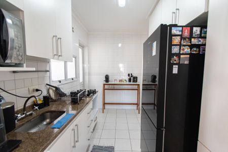 Apartamento à venda com 84m², 3 quartos e 2 vagas Apartamento à venda com 84m², 3 quartos e 2 vagasCozinha