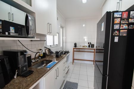 Apartamento à venda com 84m², 3 quartos e 2 vagas Apartamento à venda com 84m², 3 quartos e 2 vagasCozinha