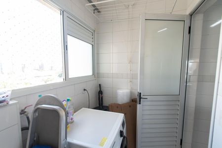 Apartamento à venda com 84m², 3 quartos e 2 vagas Apartamento à venda com 84m², 3 quartos e 2 vagasÁrea de Serviço