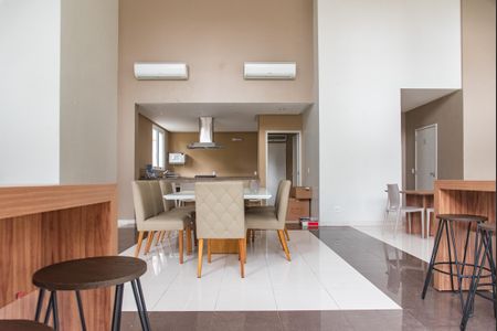 Apartamento à venda com 84m², 3 quartos e 2 vagas Apartamento à venda com 84m², 3 quartos e 2 vagasÁrea comum - Salão de festas