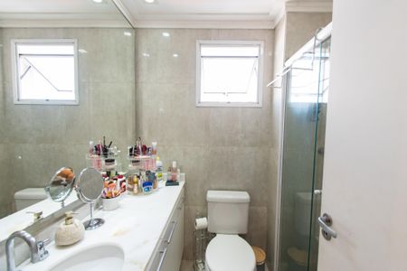 Apartamento à venda com 84m², 3 quartos e 2 vagas Apartamento à venda com 84m², 3 quartos e 2 vagasBanheiro da Suíte