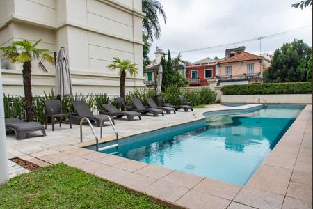 Apartamento à venda com 84m², 3 quartos e 2 vagas Apartamento à venda com 84m², 3 quartos e 2 vagasÁrea comum - Piscina